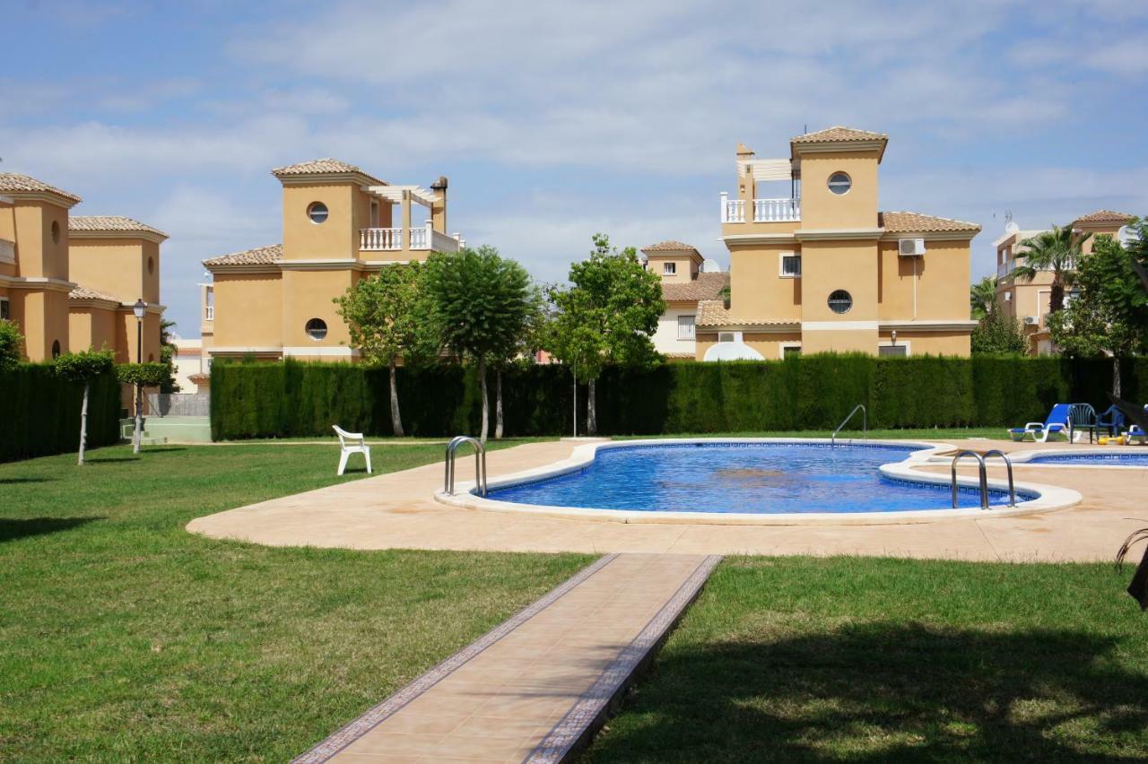 Villa Las Tres Perlas Algorfa Kültér fotó