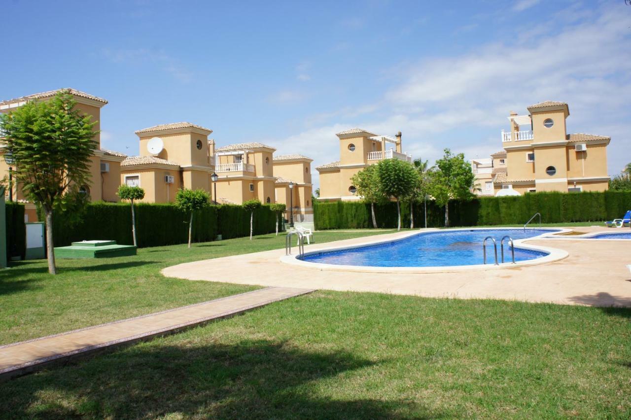 Villa Las Tres Perlas Algorfa Kültér fotó